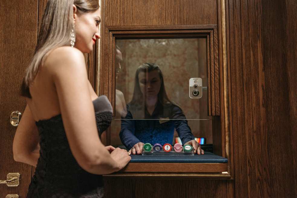 luckyelf-casinos.com